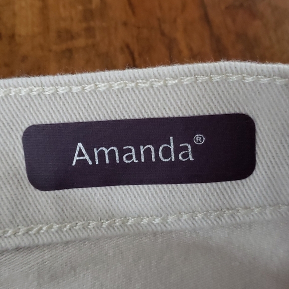 GLORIA VANDERBILT SLIMMING JEAN - Picture 4 of 6